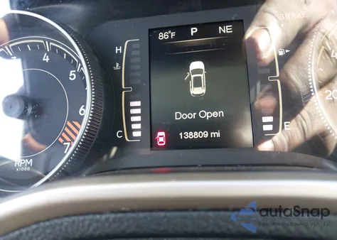 2014 Jeep Cherokee Latitude из США, поврежденный, VIN 1C4PJMCB7EW244247